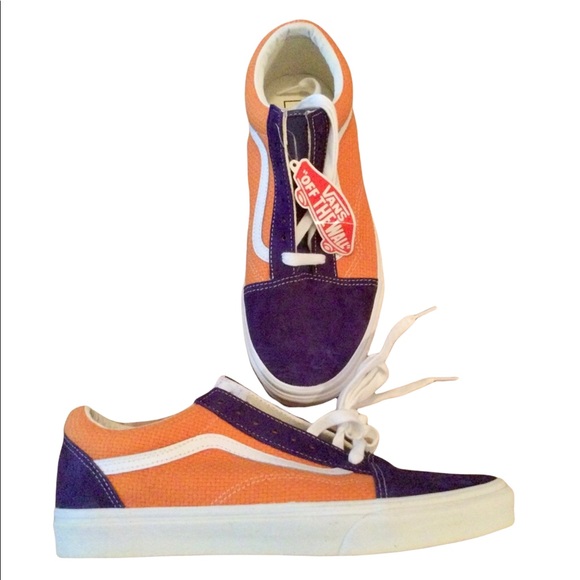 RARE VANS. NWT - Picture 2 of 5